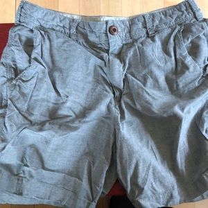 Size 30, men’s Hollister shorts